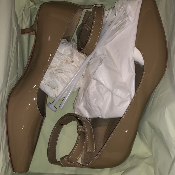 Burberry Mini Pumps - Picture 1 of 8